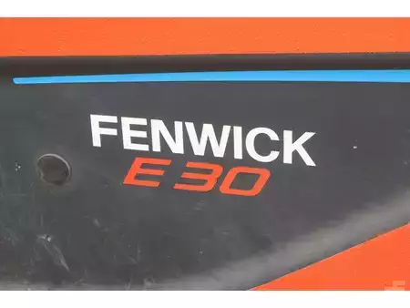 Elektryczne 4-kołowe 2012  Fenwick E30-01 (16)
