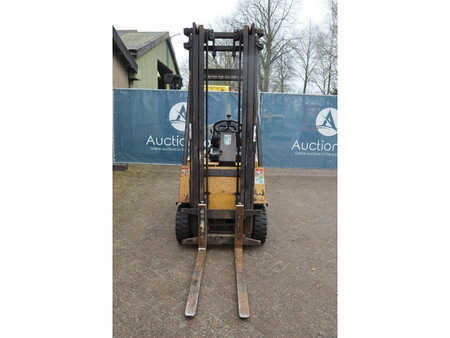 Eléctrica de 4 ruedas 1991  Hyster A150XL (7)