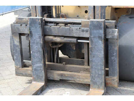 Carrelli elevatori diesel 1997  CAT Lift Trucks DP30 (11)