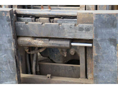 Carrelli elevatori diesel 1997  CAT Lift Trucks DP30 (12)