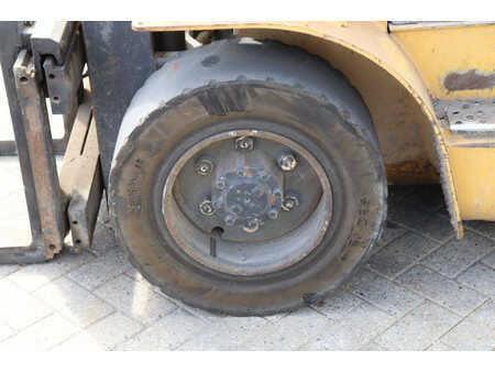 Carrelli elevatori diesel 1997  CAT Lift Trucks DP30 (17)