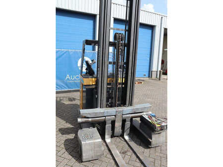 Reachtrucks 2014  Atlet UFS250D (6)