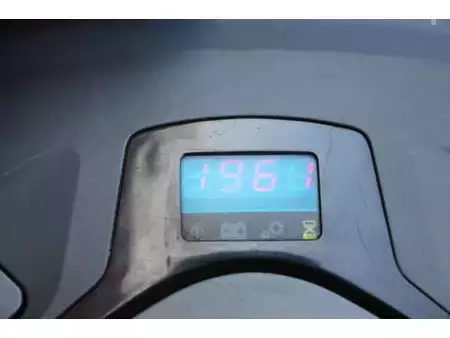 Wózki niskiego podnoszenia 2021  Toyota LPE220 (18)