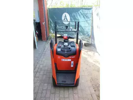 Wózki niskiego podnoszenia 2021  Toyota LPE220 (4)