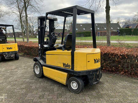 Elektro 4 Rad 1999  Yale ERP30ALF (3)