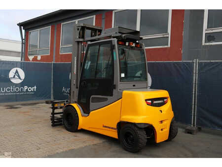 4-wiel elektrische heftrucks 2019  Jungheinrich EFGS50 (3)