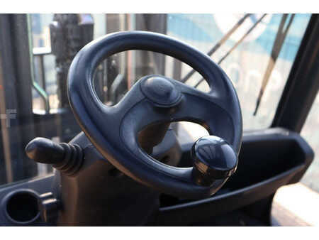 Dieselový VZV 2007  Linde H35D (23)