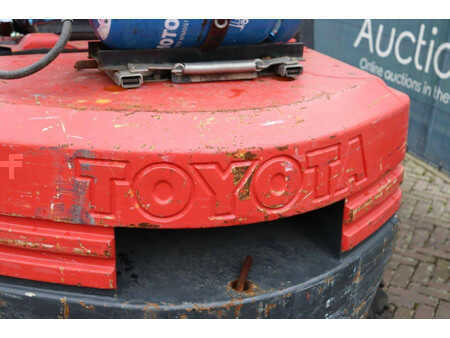 Treibgasstapler - Toyota 42-5FG30 (15)