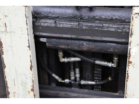 Dieselstapler 1996  Yale GDP30TP (12)