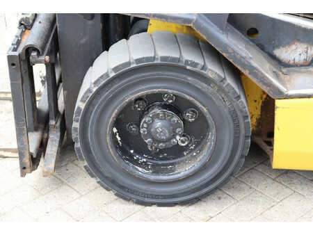 Dieselstapler 1996  Yale GDP30TP (14)