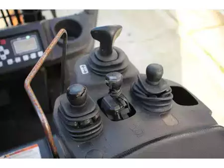 Eléctrico - 4 rodas - Toyota 15 (24)