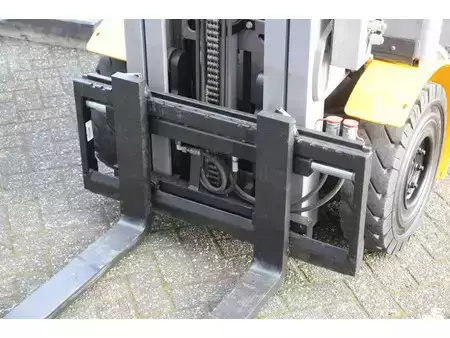 LPG VZV 2019  Jungheinrich TFG320s (10)