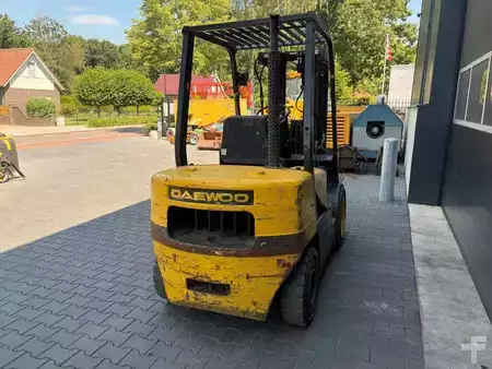 Dieselstapler 2000  Daewoo D30S-3 (6)