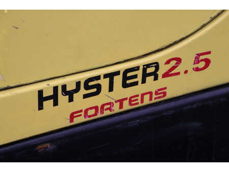 Gas truck 2009  Hyster H2.5FT (16)