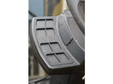 Gas truck 2009  Hyster H2.5FT (29)