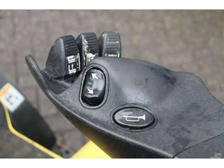 Gas truck 2009  Hyster H2.5FT (35)