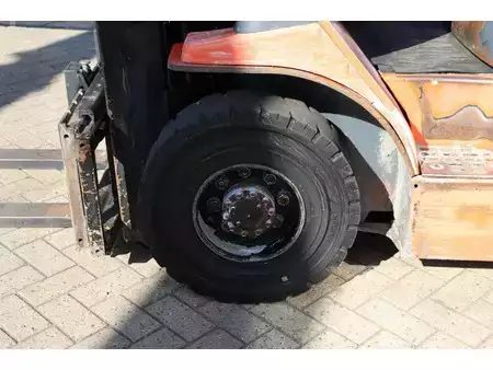 Carrelli elevatori diesel 2004  Toyota 62-7FDF25 (15)