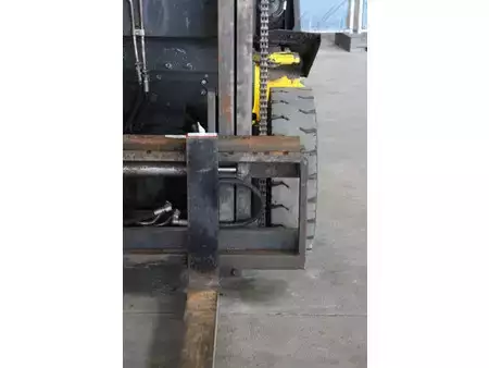 Carrelli elevatori GPL 2008  Nissan U1D2A25LQ (11)