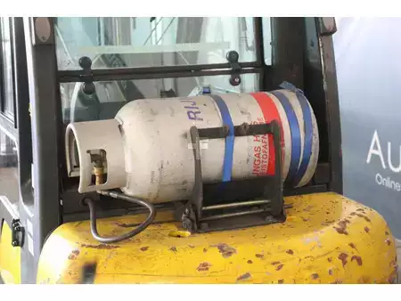 Carrelli elevatori GPL 2008  Nissan U1D2A25LQ (17)