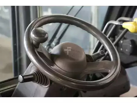 Carrelli elevatori GPL 2008  Nissan U1D2A25LQ (23)