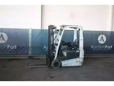 Chariots électriques à 4 roues 2016  Unicarriers A1N1L15Q (1)