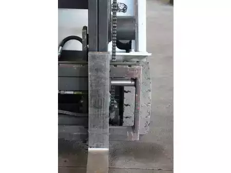 Chariots électriques à 4 roues 2016  Unicarriers A1N1L15Q (10)