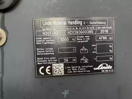 Empilhador a gás 2016  Linde H30T-02 (10)