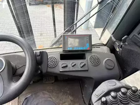 Empilhador a gás 2016  Linde H30T-02 (15)
