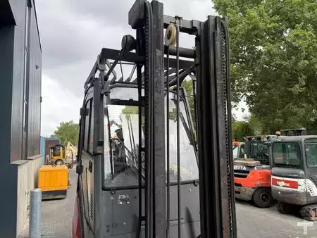 Empilhador a gás 2016  Linde H30T-02 (9)