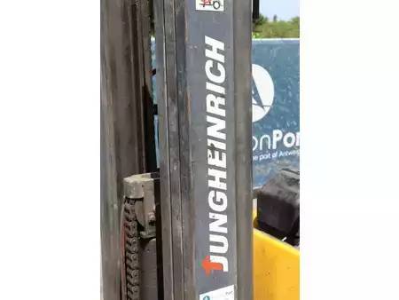 Elektromos 4 kerekű 1999  Jungheinrich EFG 25 (14)