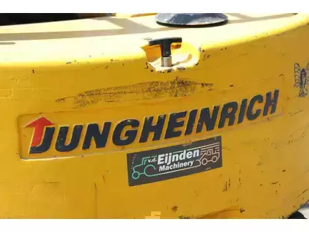Elektromos 4 kerekű 1999  Jungheinrich EFG 25 (20)