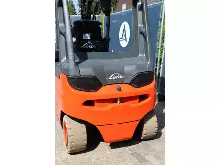 Electric - 4 wheels 2015  Linde E30L-01 (16)