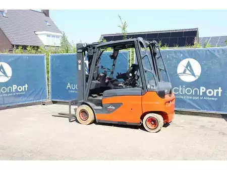 Electric - 4 wheels 2015  Linde E30L-01 (3)