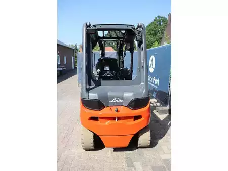 Electric - 4 wheels 2015  Linde E30L-01 (5)