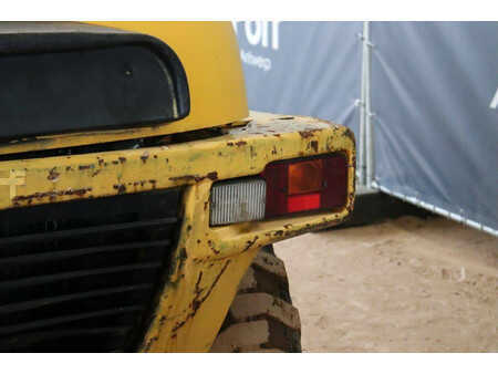 Chariots téléscopiques fixes - JCB 520-40 (17)