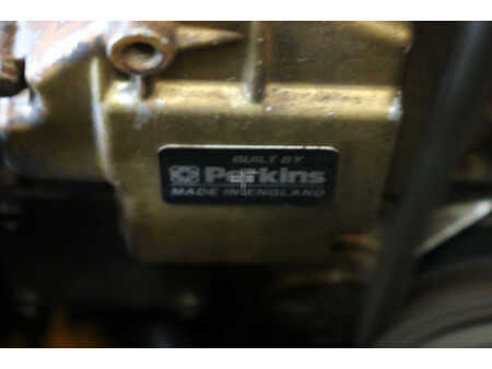 Chariots téléscopiques fixes - JCB 520-40 (21)