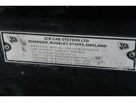 Chariots téléscopiques fixes - JCB 520-40 (32)