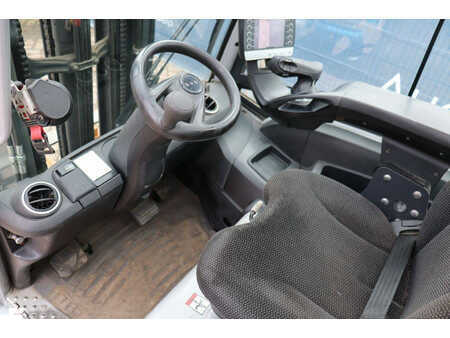 Elektromos 4 kerekű 2019  Still RX20-16 (24)