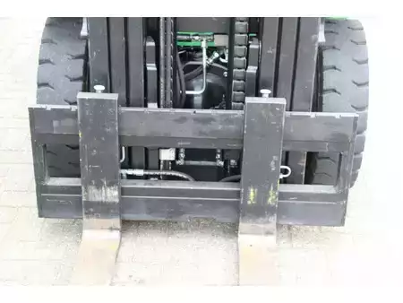 LPG heftrucks 2018  Cesab M325G (11)