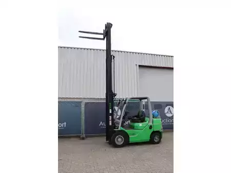 LPG heftrucks 2018  Cesab M325G (29)
