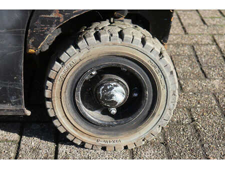 Sähkö - 4 pyör 2009  Hyster J2.0XN LWB (18)