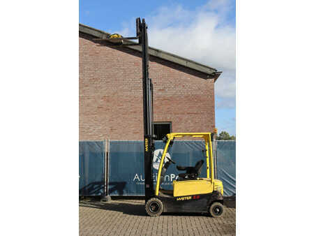 Sähkö - 4 pyör 2009  Hyster J2.0XN LWB (34)