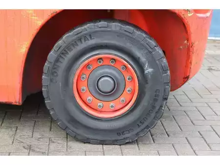 Elektromos 4 kerekű 2019  Linde E80-01/900 (17)