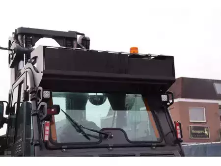 Elektromos 4 kerekű 2019  Linde E80-01/900 (19)