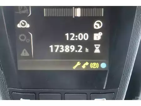 Elektromos 4 kerekű 2019  Linde E80-01/900 (37)