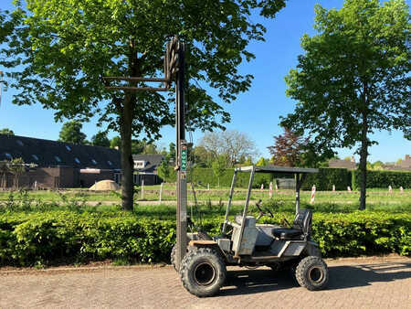 Carrelli fuoristrada 4x4 2000  Ausa CE11 (15)