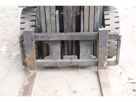 Gázüzemű targoncák 2009  Doosan G25G (12)