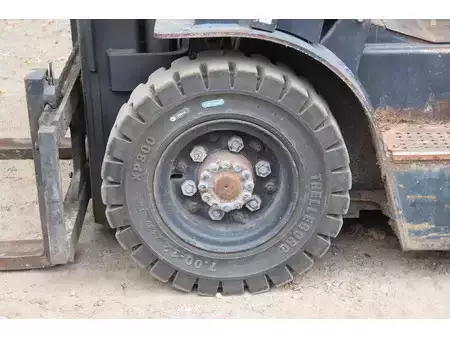 Gázüzemű targoncák 2009  Doosan G25G (15)