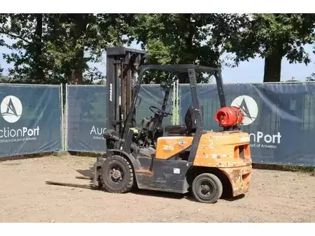 Gázüzemű targoncák 2009  Doosan G25G (3)