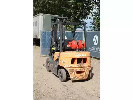 Gázüzemű targoncák 2009  Doosan G25G (4)